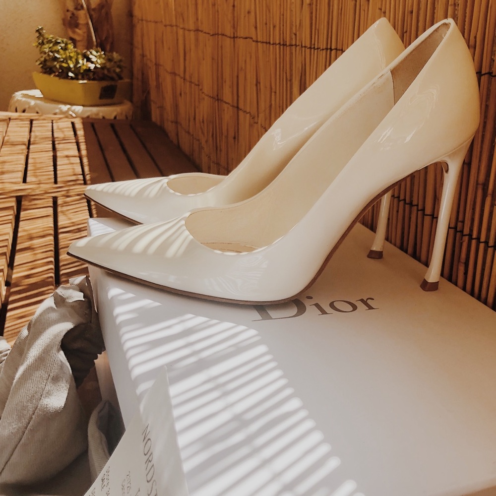 DIOR pumps